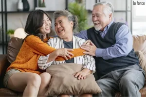 Tặng Quà Kỷ Niệm Ngày Cưới Bố Mẹ Có Ý Nghĩa Gì?