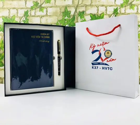 Sổ Tay Làm Quà Ngày Họp Lớp