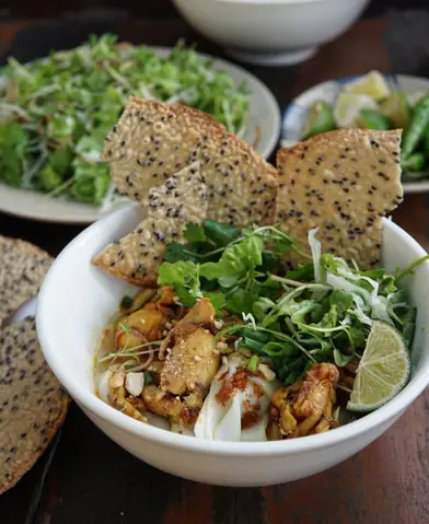 Mì Quảng Bà Mua