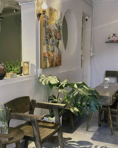 Mai Café Flowers & More