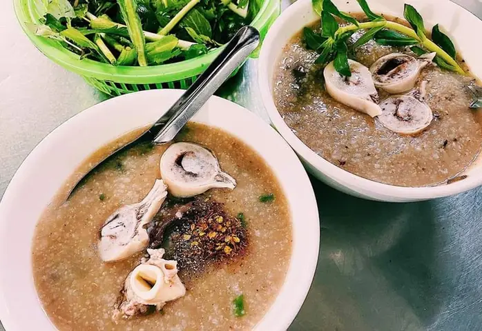 Không Gian Và Phục Vụ