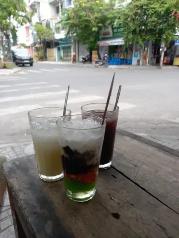 Quán Chè “cứu Đói”