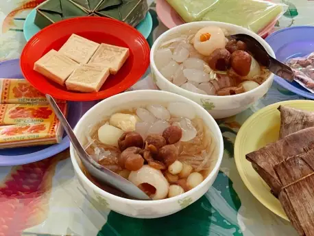 Quán Chè Ngon Ở Sài Gòn: 14 Địa Chỉ Được Yêu Thích Nhất
