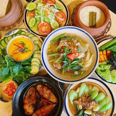 Quán Cơm Niêu Ngon Và Nổi Tiếng Nhất Cần Thơ - Mytour.vn | Mytour Quán Cơm Niêu Ngon Và Nổi Tiếng Nhất Cần Thơ - Mytour.vn | Mytour