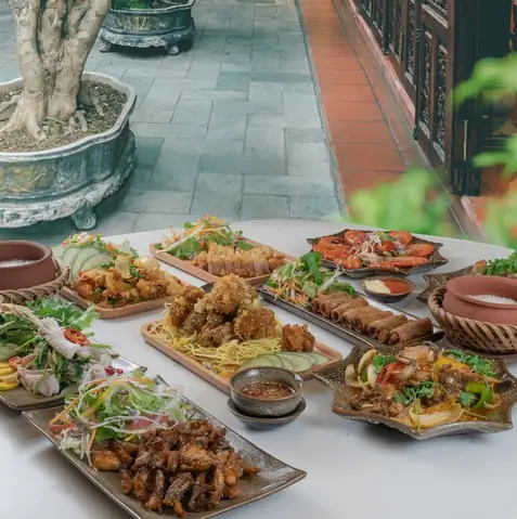 Cơm Niêu Khải Hoàn