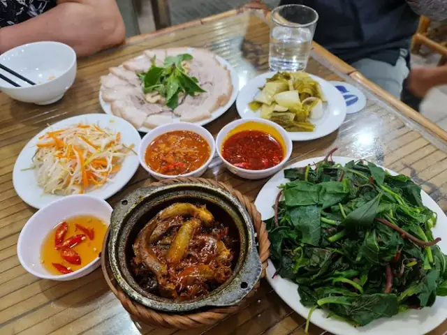 Cơm Niêu Gia Đình
