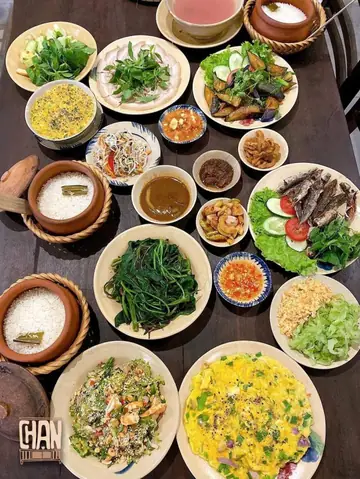 Nhà Hàng Cơm Niêu Chạn