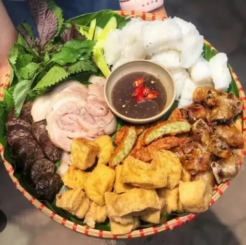 Quán Giang Bún Đậu Lòng Rán: Địa Chỉ Quen Thuộc Của Tín Đồ ...