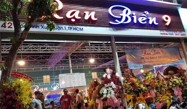 Nhà Hàng Rạn Biển