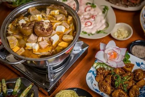 Lẩu Bò Đà Lạt: Lưu Ngay 17 Quán Ngon, Cực Hút Khách