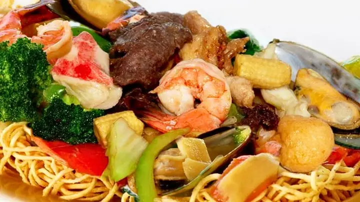 Mì Xào Giòn – 111 Vạn Kiếp