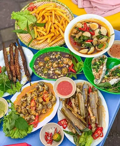 10. Ốc Xì Gòn 10. Ốc Xì Gòn