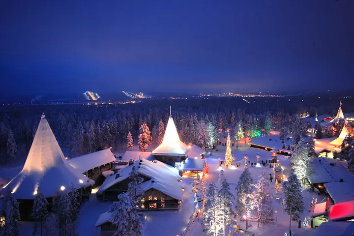 Còn Gì Tuyệt Vời Hơn Khi Có Cơ Hội Tìm Gặp Ông Già Noel Tại Thành Phố Rovaniemi (phần Lan) Để Tận Hưởng Không Khí Giáng Sinh Ấm Áp.