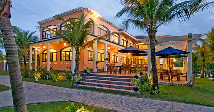 Điểm Danh Top 10 Resort Đẹp Mê Mẩn Giữa Lòng Phố Cổ Hội An