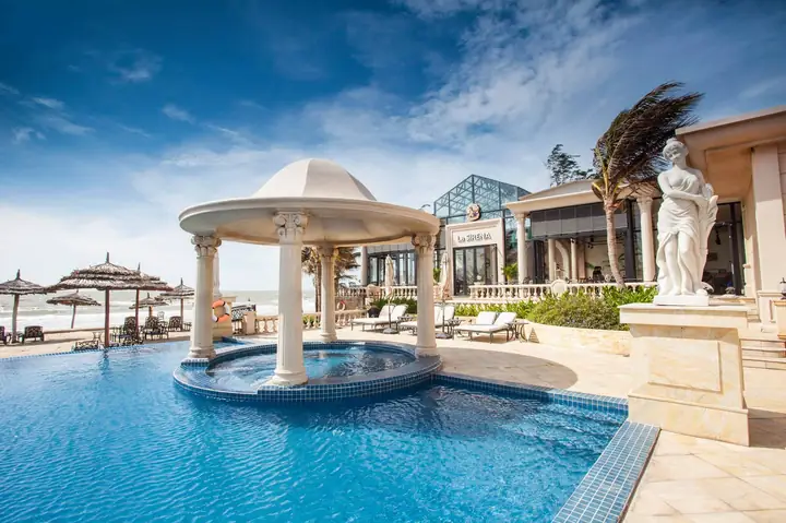 Ảnh Hồ Bơi Tại The Imperial Resort Ảnh Hồ Bơi Tại The Imperial Resort