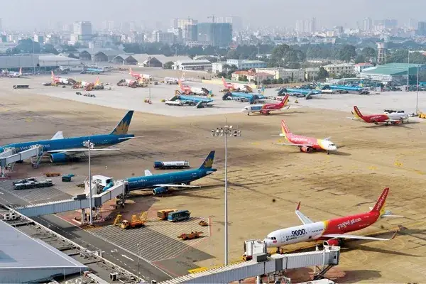 Quận 1 Đi Sân Bay Tân Sơn Nhất: Khoảng Cách, Cách Di Chuyển