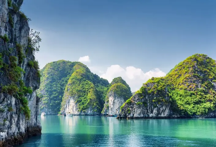 Sapa To Halong Bay Bus, Minivan $17 | Standard Vip & More