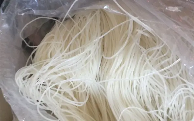 Quy Trình Làm Sợi Hủ Tiếu