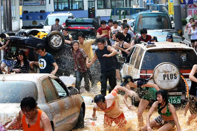 Sóng Thần Ở Hải Vân Đài