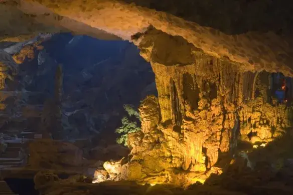 Sung Sot Cave Ha Long Bay