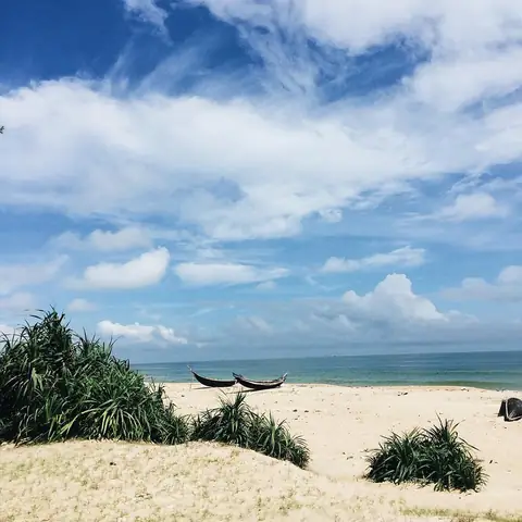 Bãi Biển Thuận An Huế