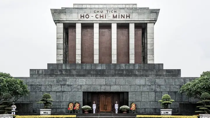Cập Nhật Giá Vé Vào Lăng Bác: Kinh Nghiệm Mua Vé Chi Tiết | Xanh Sm