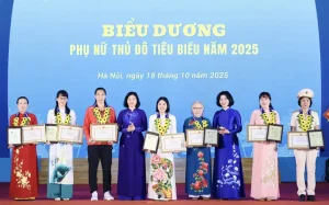 Phó Chủ Tịch Ubtư Mttq Việt Nam, Chủ Tịch Hội Lhpn Việt Nam ...