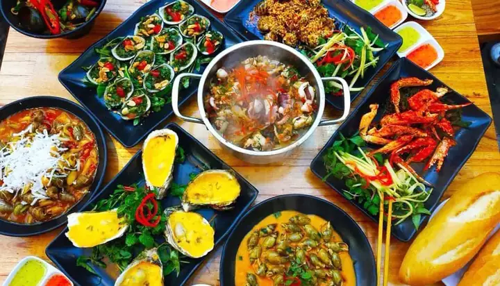 Thu Hút Và Kích Thích Nhu Cầu Chọn Món Từ Khách Hàng