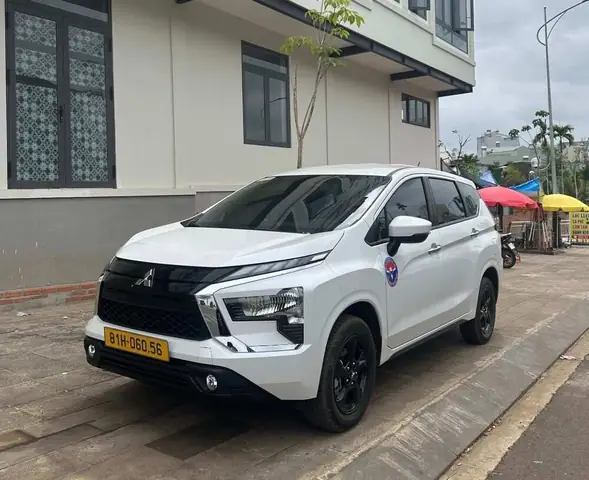 Bảng Giá Xe 7 Chỗ Tự Lái Bảng Giá Xe 7 Chỗ Tự Lái