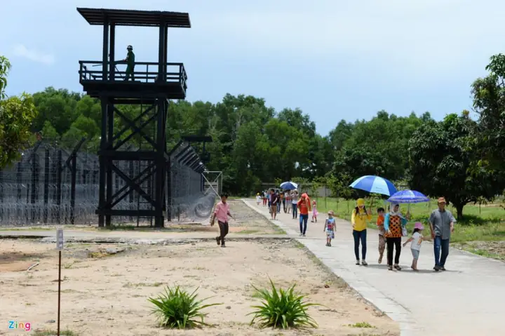 Cảm Nhận Của Những Du Khách Khi Đến Thăm Nhà Tù Phú Quốc