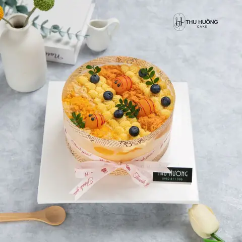 Bánh Bông Lan Trứng Muối Trang Trí Chú Ong
