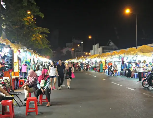 Shop At The Ben Tanh Market & Night Market