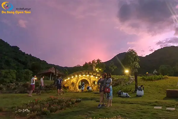 Ngày 1: Đà Nẵng - Bạch Mã (ăn Trưa, Tối)