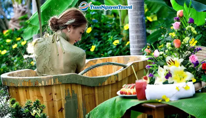 Ngày 3: City Tour – Tắm Bùn Tháp Bà - Tiễn Khách (ăn Sáng, Trưa) Ngày 3: City Tour – Tắm Bùn Tháp Bà - Tiễn Khách (ăn Sáng, Trưa)