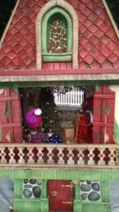 Ngôi Nhà Yêu Tinh - Christmas In The Park