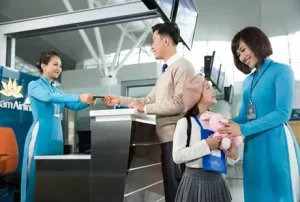 Vietnam Airlines Tặng Vé Máy Bay Cho Học Sinh Giỏi Và Trẻ Em Dưới ...