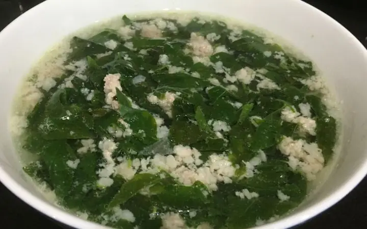 Cơm, Trứng Luộc, Canh Rau Ngót Thịt Bằm