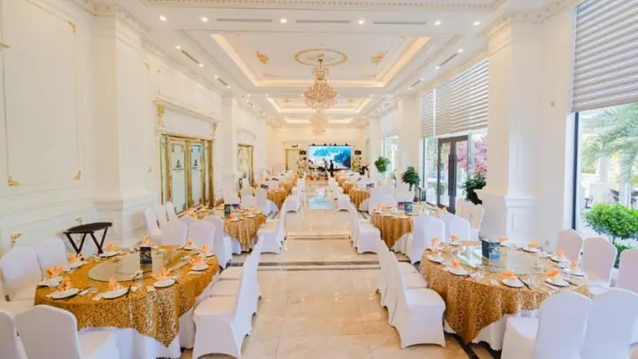 Trung-tam-to-chuc-hoi-nghi-quang-ninh-3 Trung-tam-to-chuc-hoi-nghi-quang-ninh-3