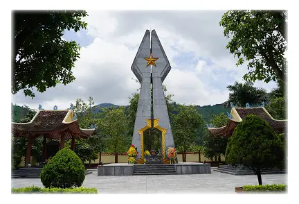 Du Khảo Nơi Địa Đầu Tổ Quốc: Móng Cái