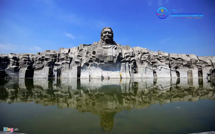 Tượng Đài Mẹ Thứ Tượng Đài Mẹ Thứ