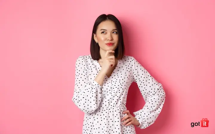 Ngày Valentine Đỏ, Trắng, Đen Có Ý Nghĩa Gì? Valentine Ai Tặng Quà Cho Ai?