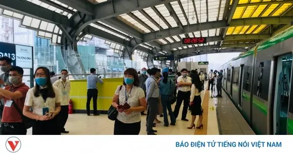 Cách Mua Vé Và Giá Vé Đi Tàu Cát Linh - Hà Đông | Vov.vn Cách Mua Vé Và Giá Vé Đi Tàu Cát Linh - Hà Đông | Vov.vn
