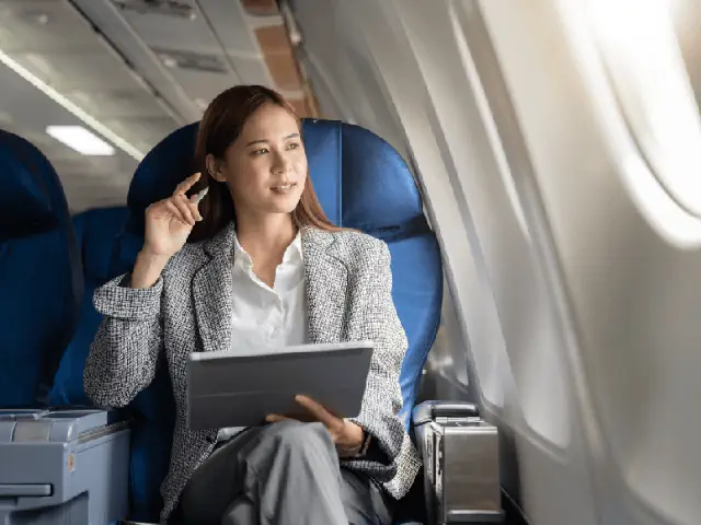 Hạng Thương Gia (business Class) Hạng Thương Gia (business Class)