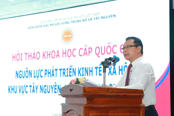 Chi Nhánh Viện Khoa Học Xã Hội Vùng Trung Bộ Và Tây Nguyên Tại ... Chi Nhánh Viện Khoa Học Xã Hội Vùng Trung Bộ Và Tây Nguyên Tại ...
