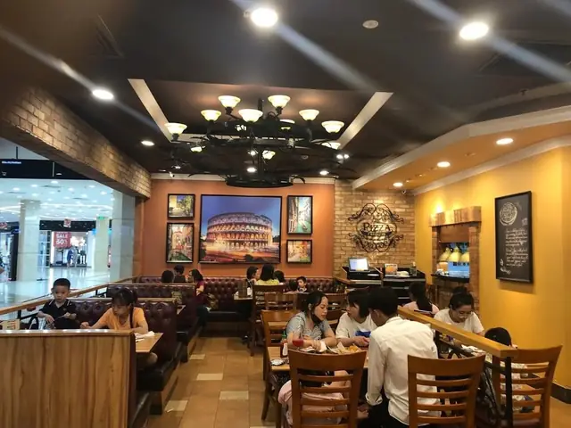 Khám Phá Bữa Tiệc Pizza Tại Pizza The Company Vincom Bắc Từ Liêm
