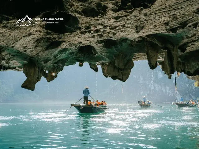 Khám Phá Hang Sáng – Tối