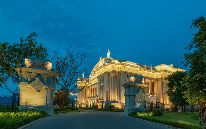 4 Nhà Hát Vinpearl Nha Trang