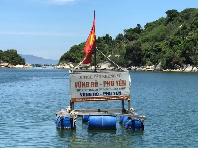 Ghé Thăm Di Tích Tàu Không Số