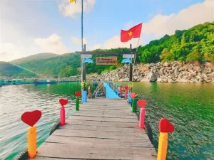 Tham Quan Vịnh Vũng Rô Xinh Đẹp