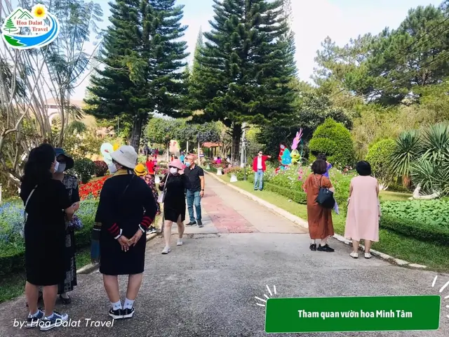 Tham Quan Vườn Hoa